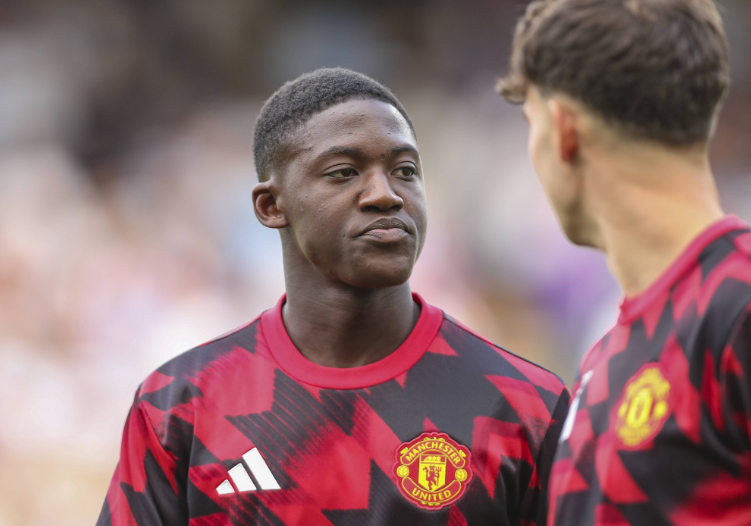 那不勒斯冬窗引援：财务与伤病双重制约下的艰难抉择