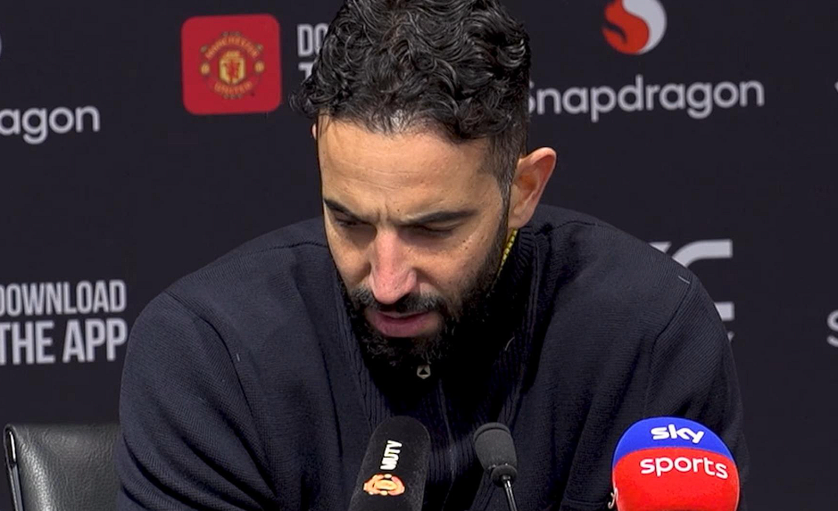 曼联换帅动态：临时主帅与正式选帅同步推进