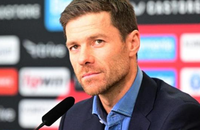 皇马更衣室矛盾凸显，阿隆索下课背后暗流涌动