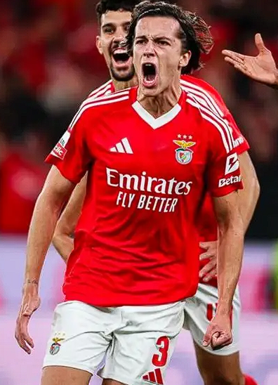 皇马后防告急：卡雷拉斯伤缺，欧冠首战曼城蒙阴影